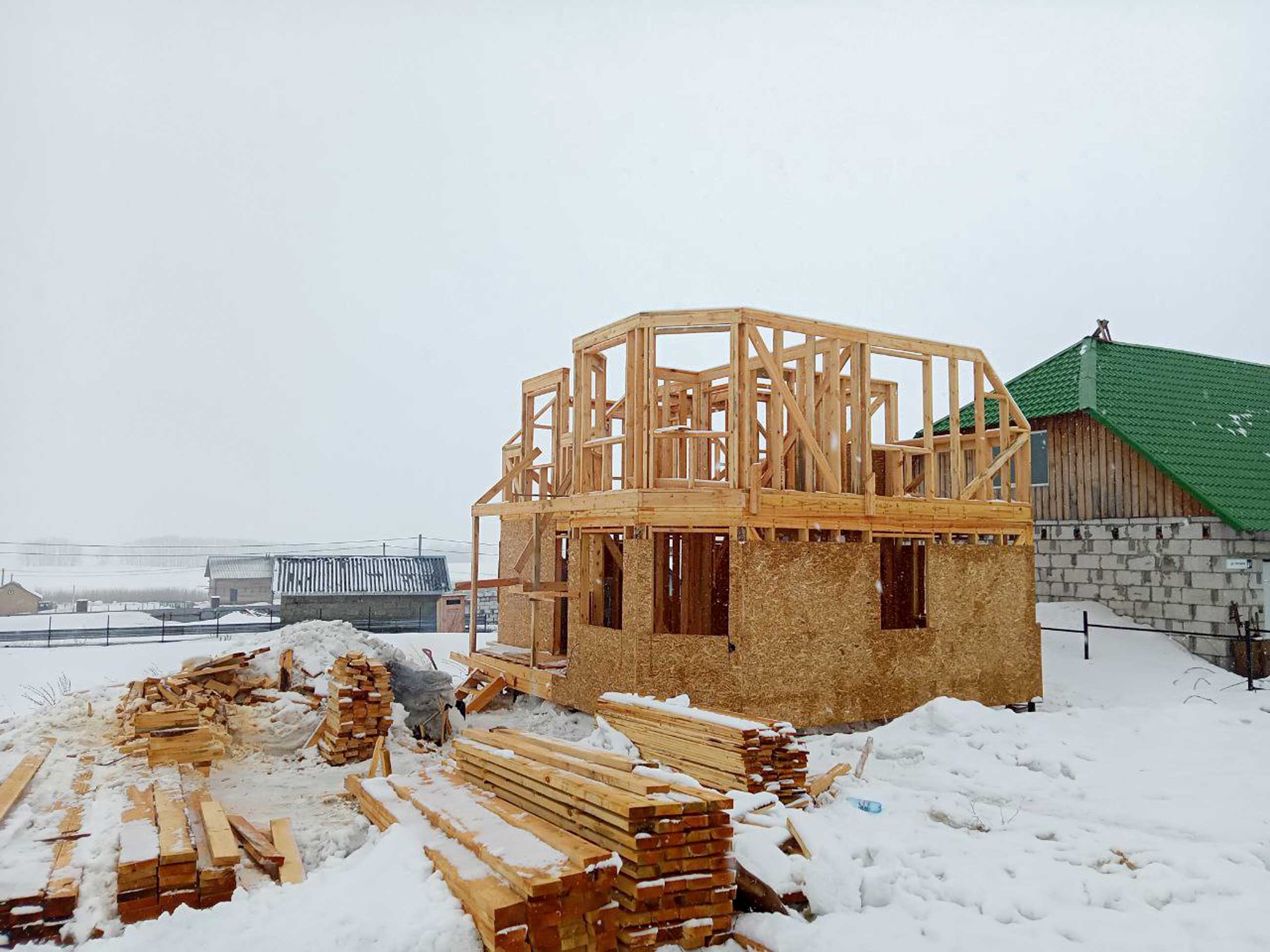 Ход строительства Строительство каркасного дома в п.Центральный г.Барнаула