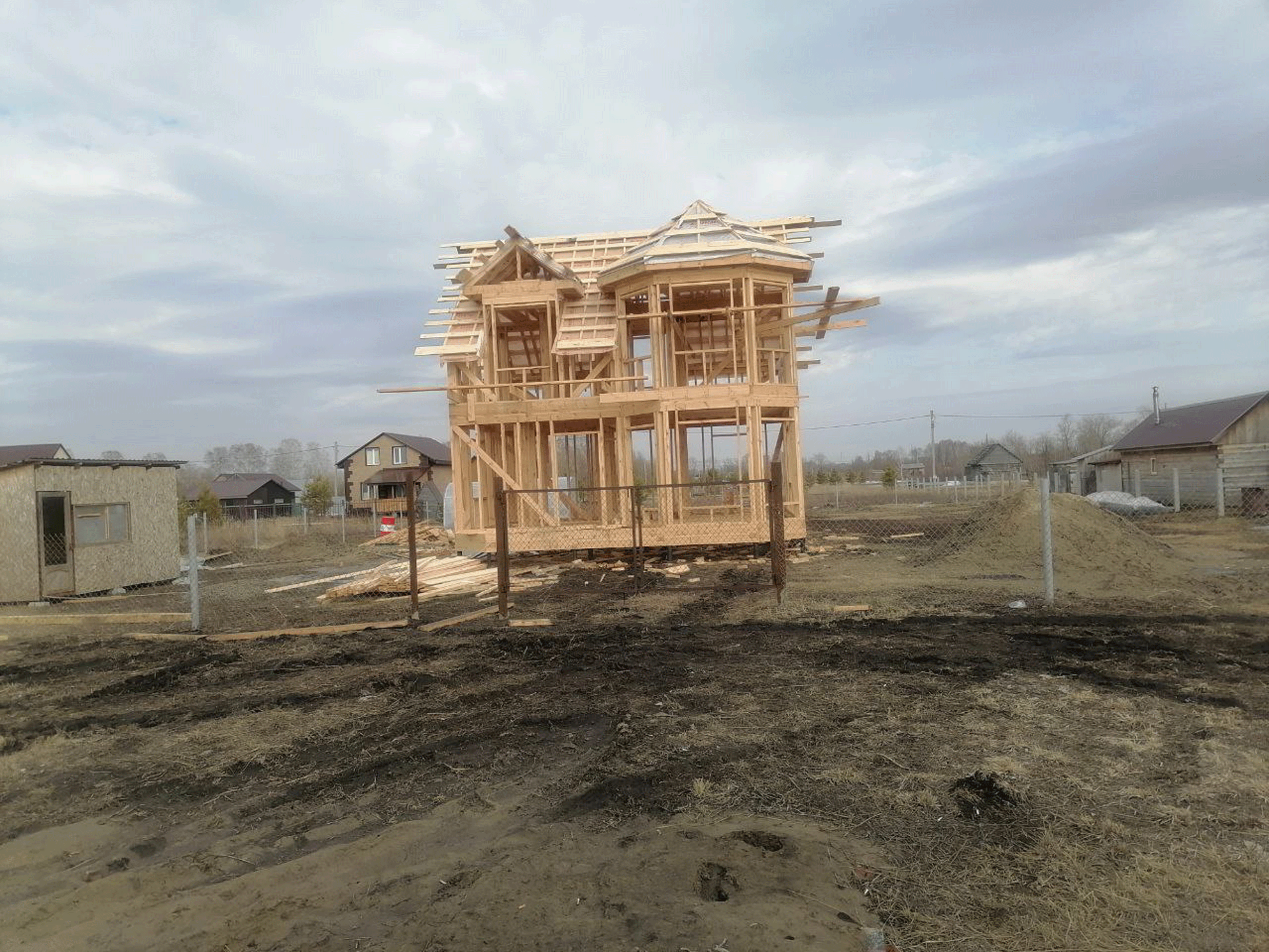 Ход строительства Строительство каркасного дома в п.Новый Первомайского района